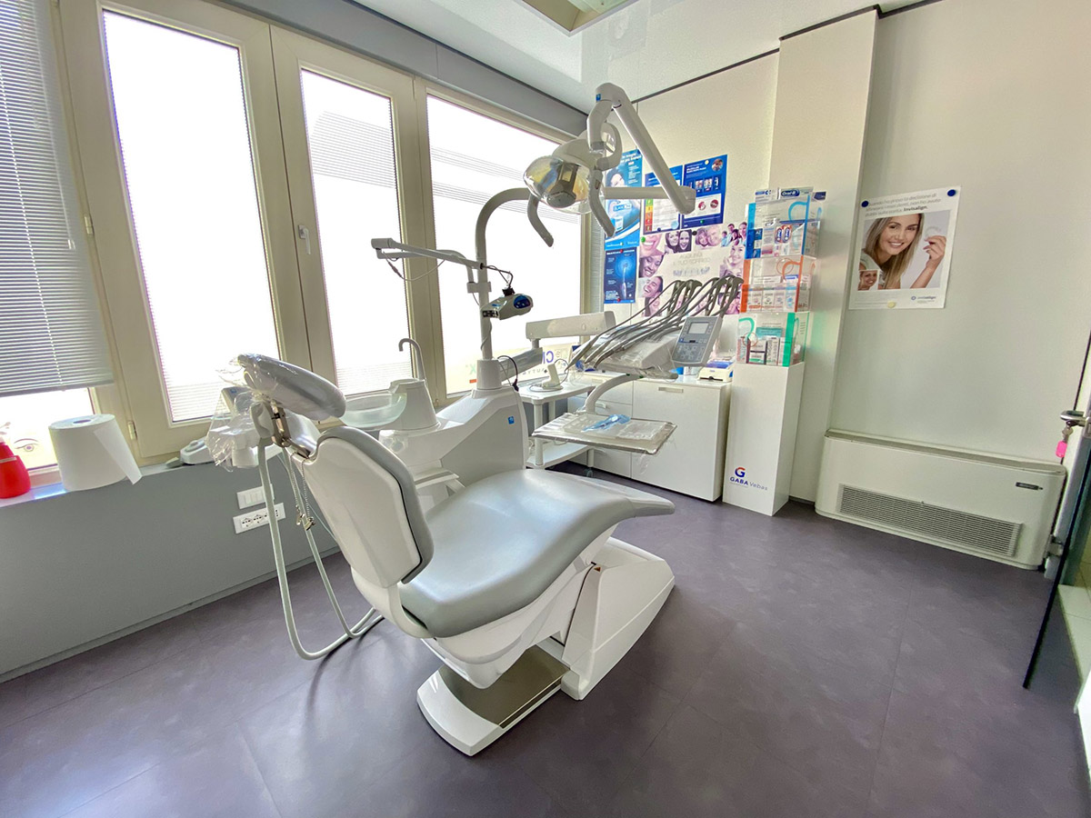 medix-dental-clinica-dentista-one-fonte-treviso-02